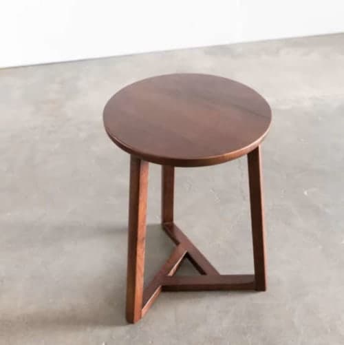 Broadhead End Table image