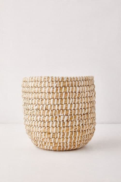 Dia Natural Basket Planter image