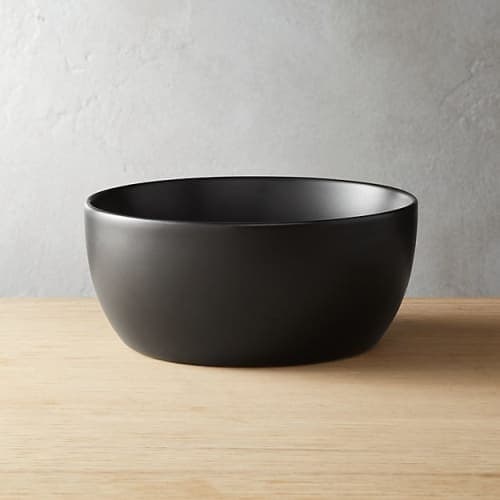 CRISP MATTE BLACK SOUP BOWL image