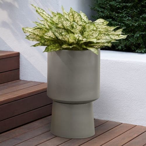 Bishop Indoor Outdoor Pedestal Planters  image