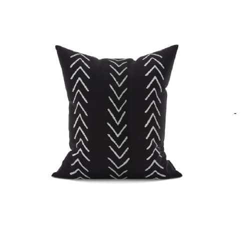 Arrow Pillow Cover 18 18 Black White- No Insert-18"x18" image