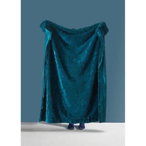 Tyngsborough Shaggy Fluffy Throw image