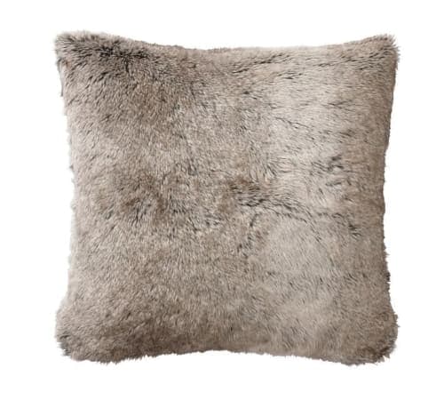 Faux Fur Ombre Pillow Covers image