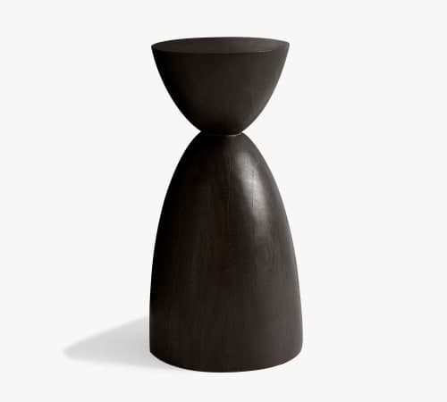 Bishop Round Cocktail Table image